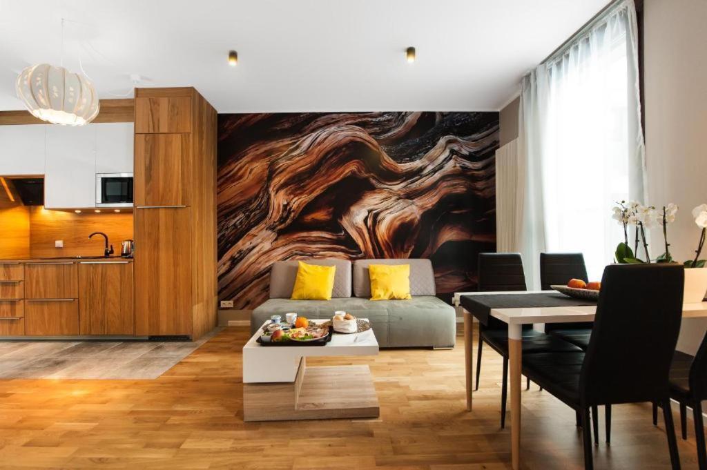 Deluxe Apartments Free Parking Varsó Kültér fotó